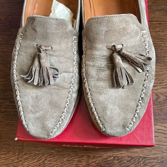 Vtg Salvatore Ferragamo “Persus”taupe suede calf slip on loafers / Original box - Picture 2 of 11